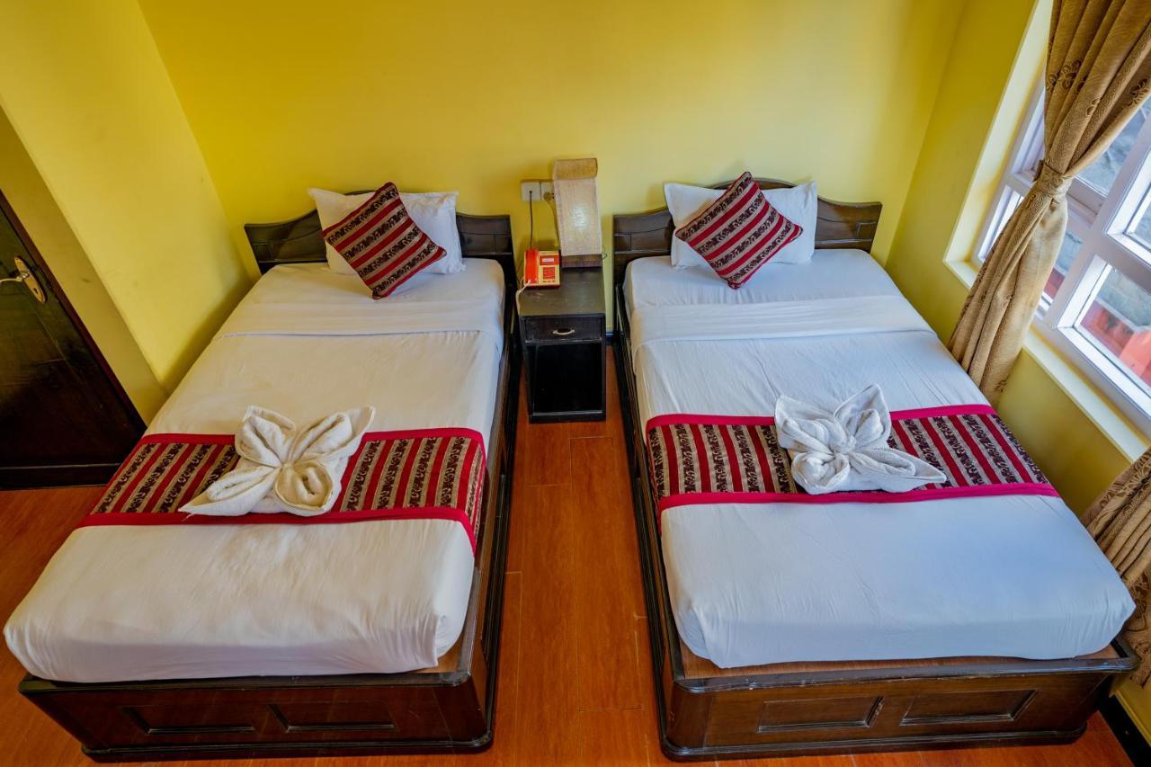 Hotel Bougainvillea Pokhara Zewnętrze zdjęcie