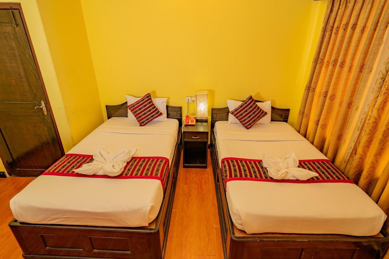 Hotel Bougainvillea Pokhara Zewnętrze zdjęcie