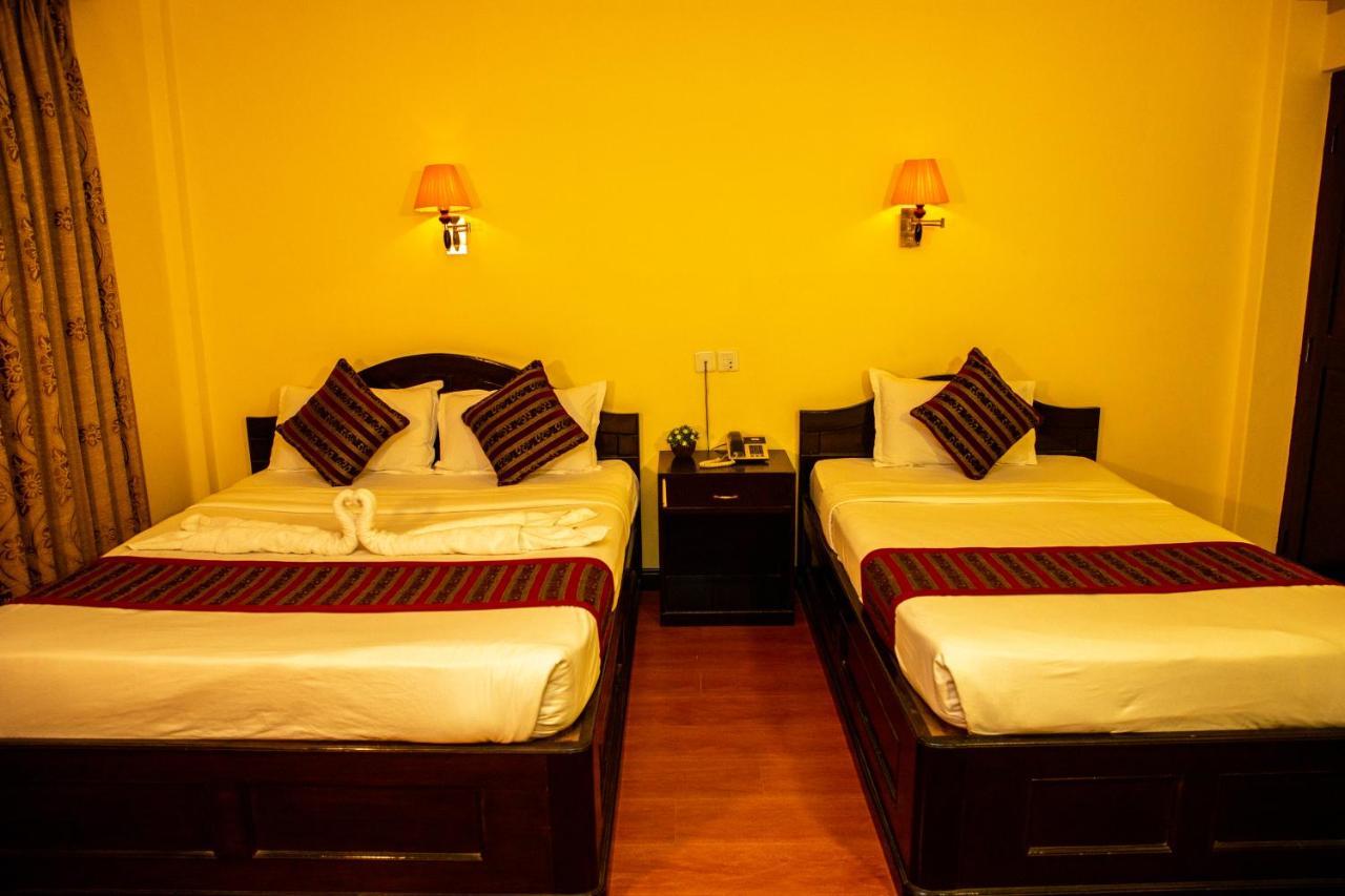 Hotel Bougainvillea Pokhara Zewnętrze zdjęcie