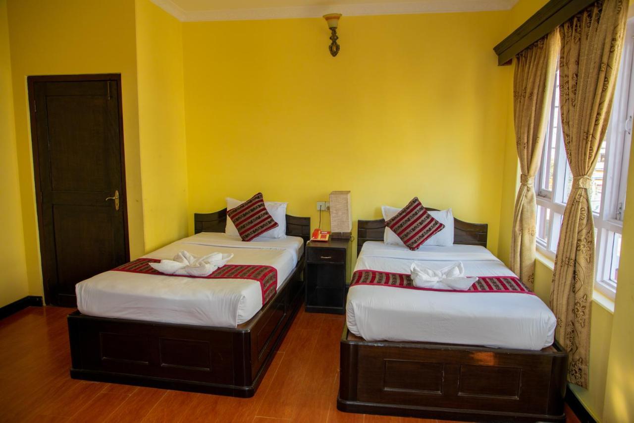 Hotel Bougainvillea Pokhara Zewnętrze zdjęcie