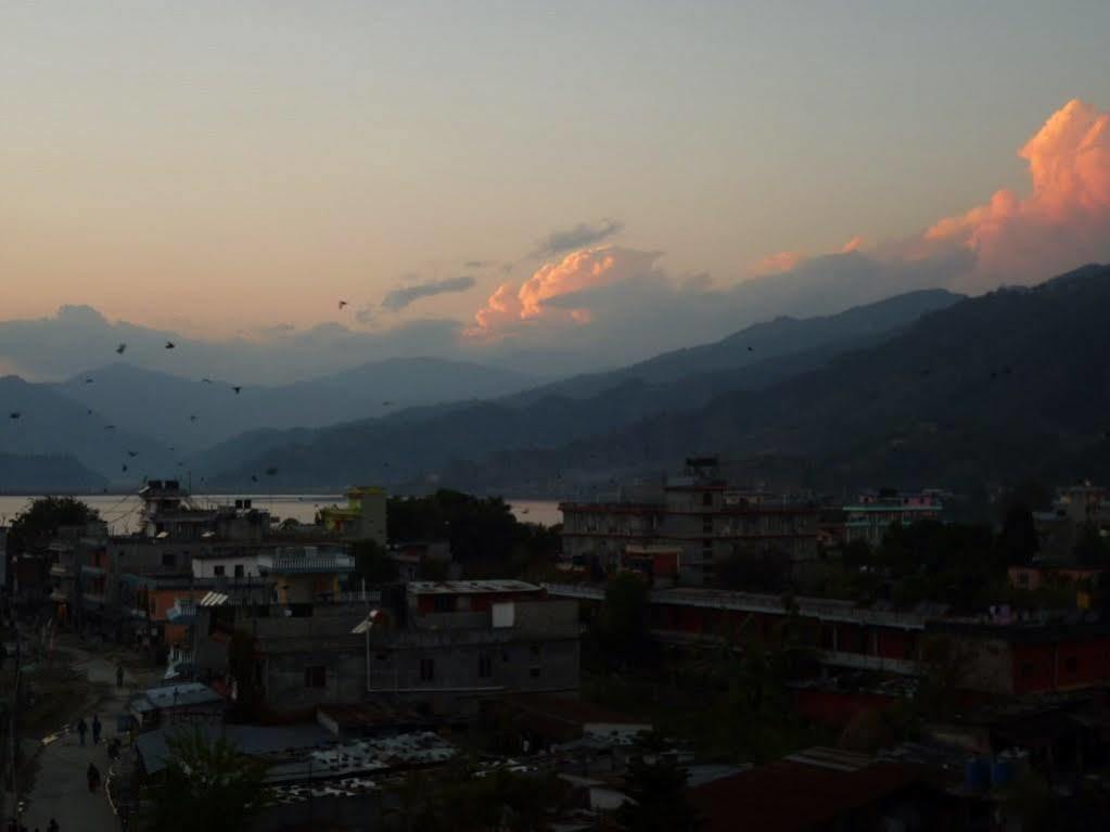 Hotel Bougainvillea Pokhara Zewnętrze zdjęcie