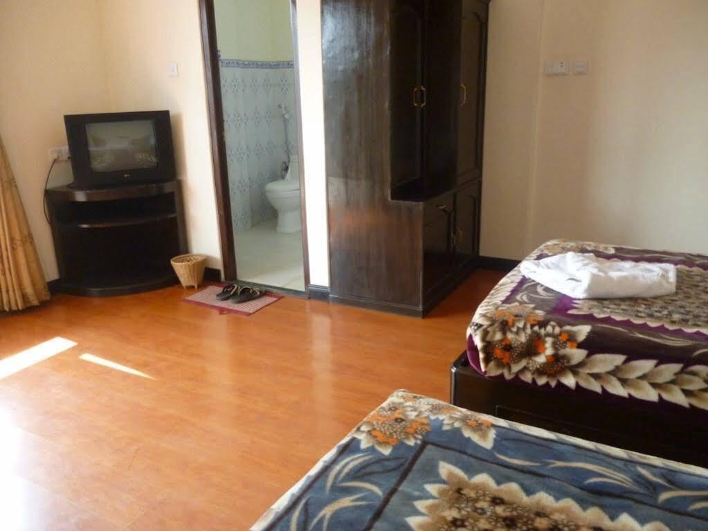 Hotel Bougainvillea Pokhara Zewnętrze zdjęcie