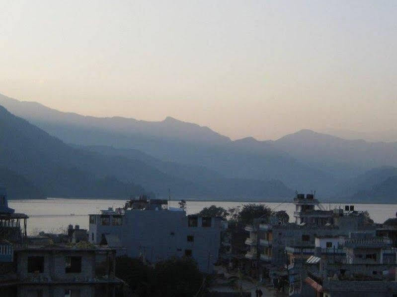 Hotel Bougainvillea Pokhara Zewnętrze zdjęcie